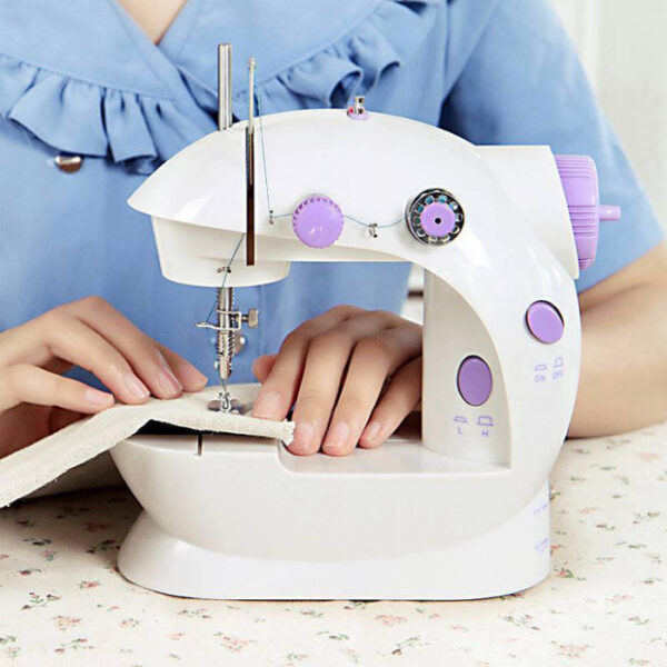 4 in 1 Electric Sewing Machine.👉 "ছোট কিন্তু শক্তিশালী! মিনি ইলেকট্রিক সেলাই মেশিন – এখন ঘরে বসেই সহজ সেলাই"
